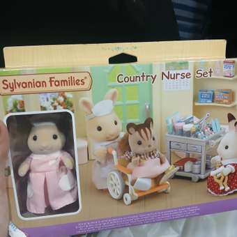 Игровой набор Sylvanian Families Медсестра с аксессуарами: отзыв пользователя ДетМир