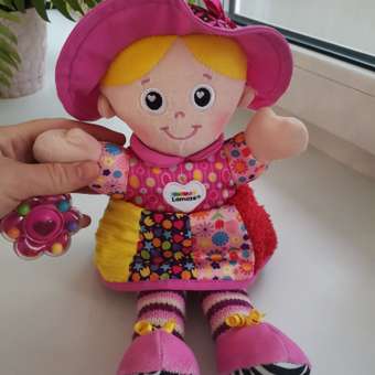 Игрушка Lamaze подвеска Кукла Эмилия: отзыв пользователя ДетМир